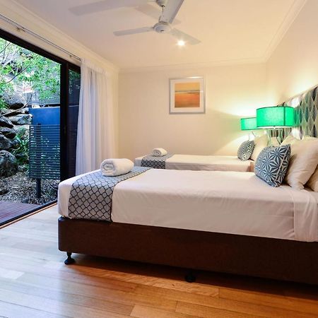 Shorelines 31 Renovated Upmarket Two Bedroom Apartment With Ocean Views And Buggy Hamilton Island Exterior photo